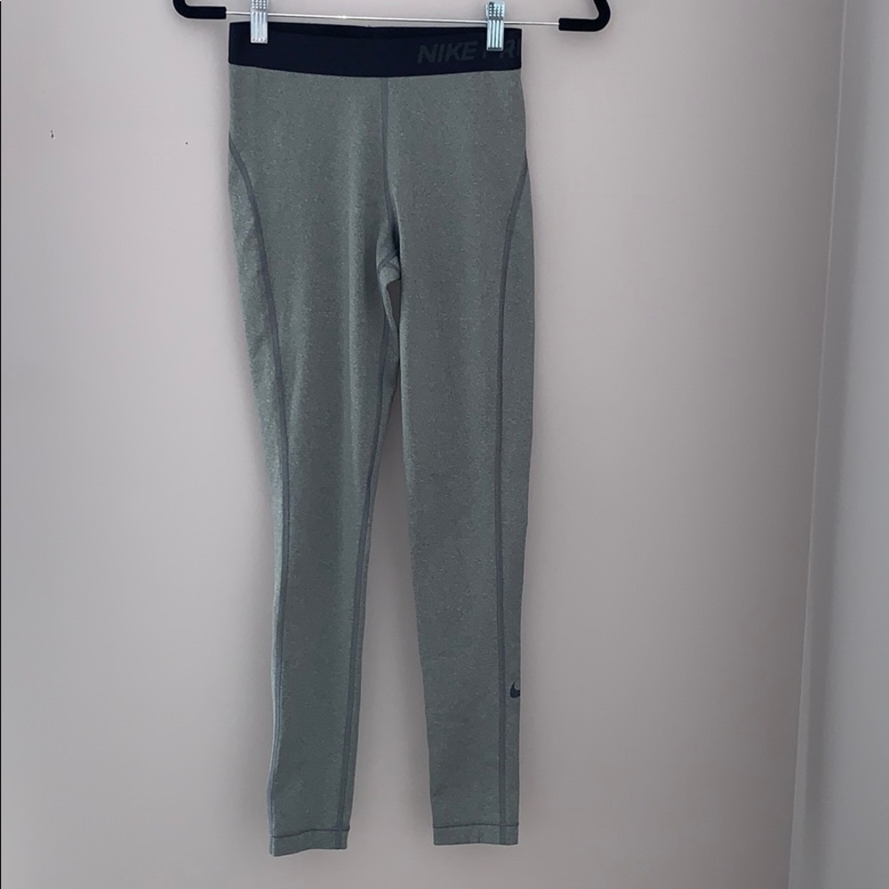 NIKE PRO leggings